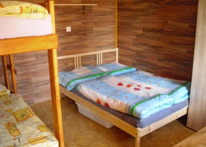Chatova Osada Jezerni Udoli Camping *